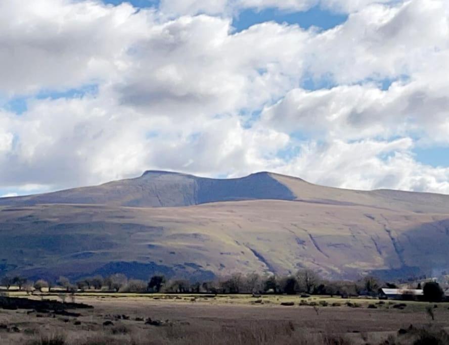 דירות Llangorse Syn Y Nant מראה חיצוני תמונה